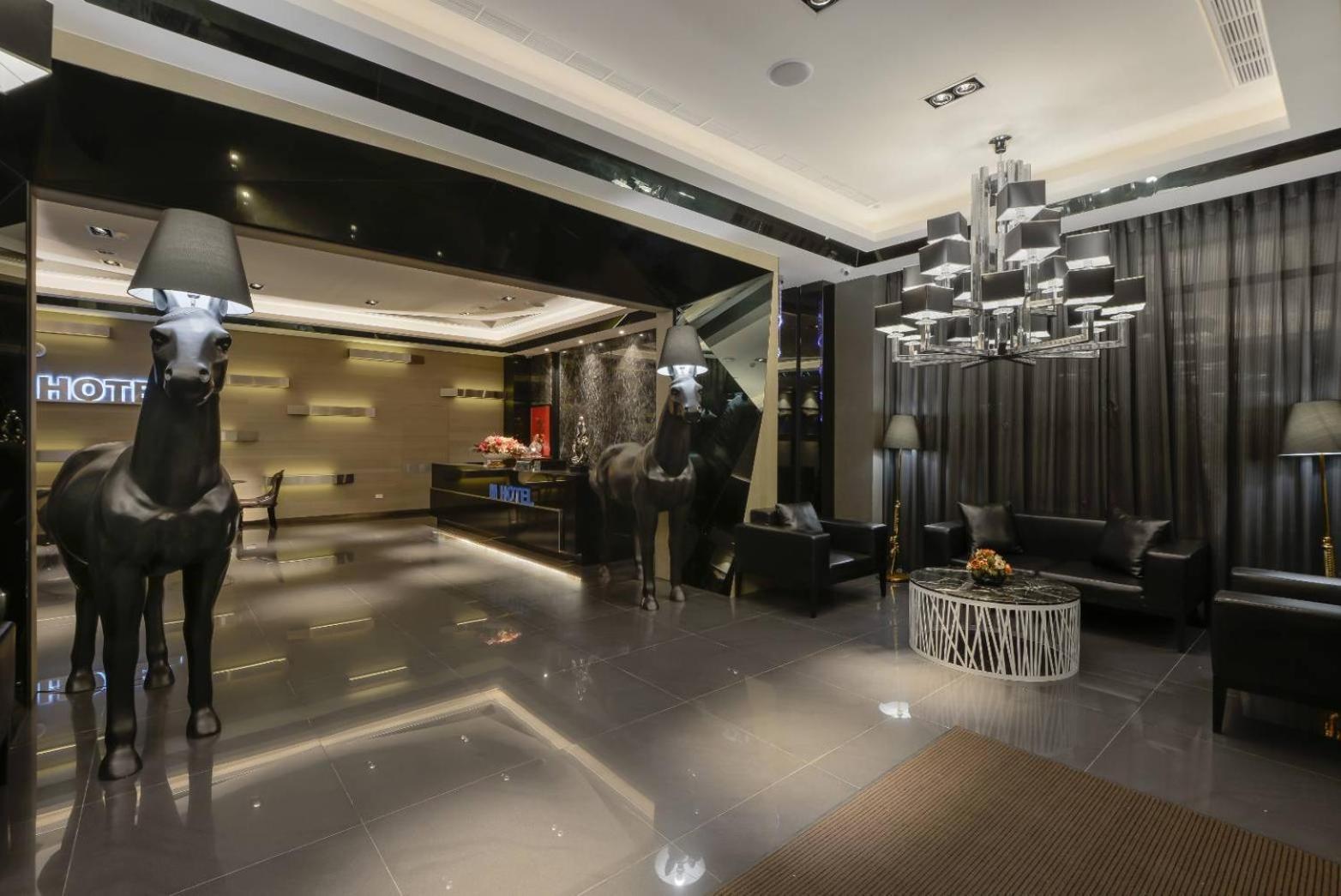 M Hotel Caotun Exterior photo