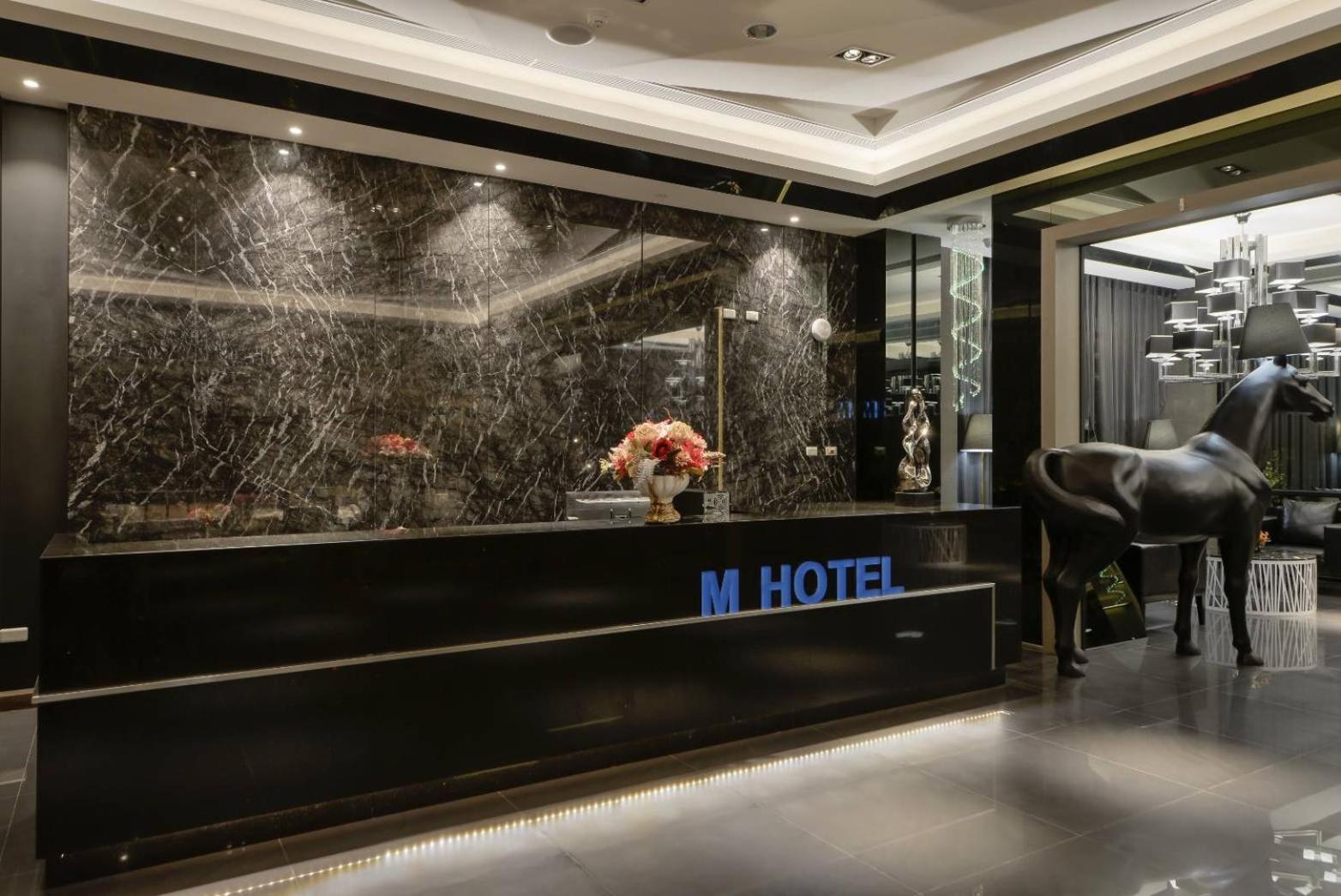 M Hotel Caotun Exterior photo