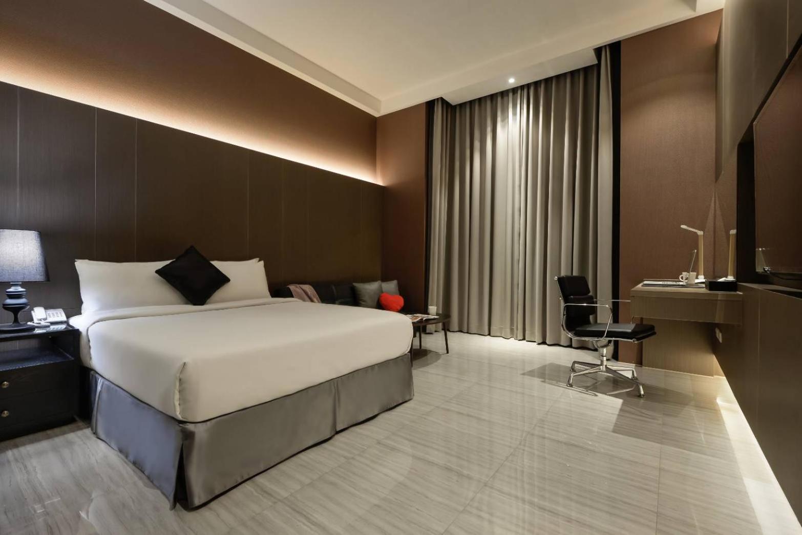 M Hotel Caotun Exterior photo